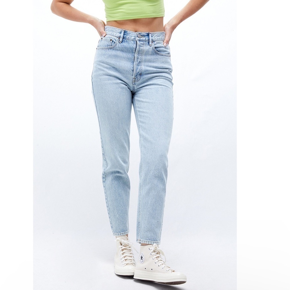 Pacsun Women’s vintage Wash Size 24 Waist High Rise Slim Jean